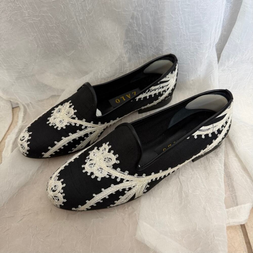 Zalo Needlepoint Geometrical Pattern Loafers Flats Sz 8M Made In Spain